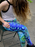 Load image into Gallery viewer, Cool Me Down Swirls Leggings